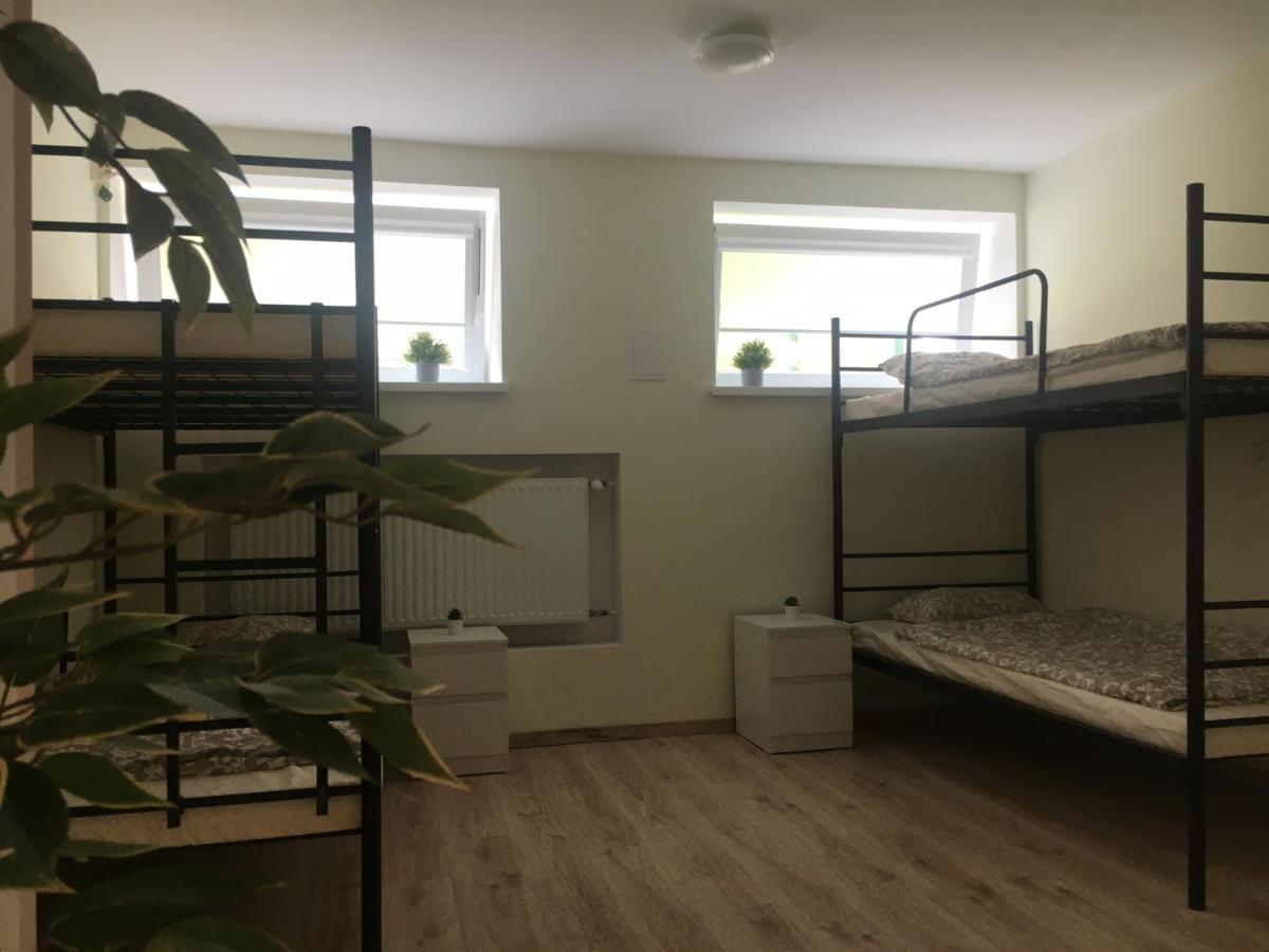 Hostel Opolska 11-19 Вроцлав Екстериор снимка
